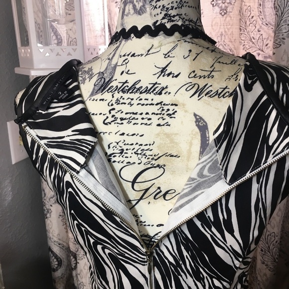Willi Smith - Zebra print zipper back blouse with faux leather look trim. - Picture 8 of 10